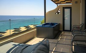 Olive Green Studios And Apartments